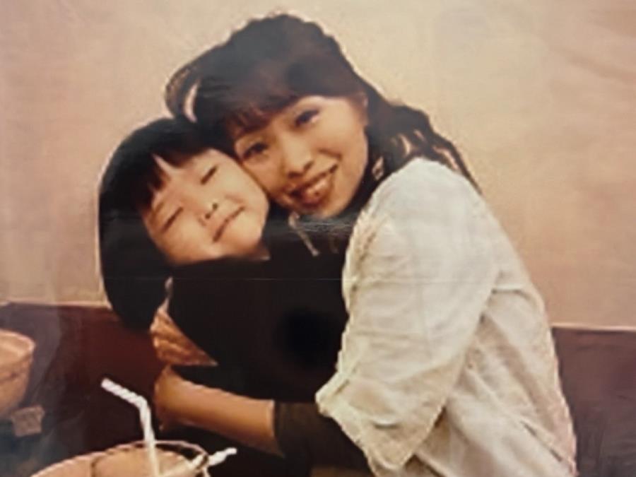 ハグ